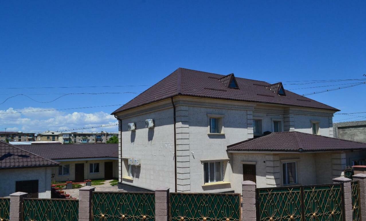 Family Hotel Balqash Exterior photo